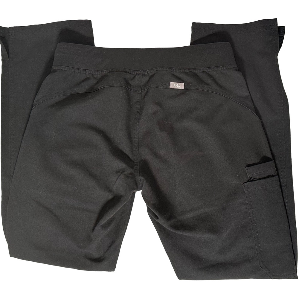 Figs Black Kade Cargo Scrub Pants with Gray Accents - Picture 7 of 8